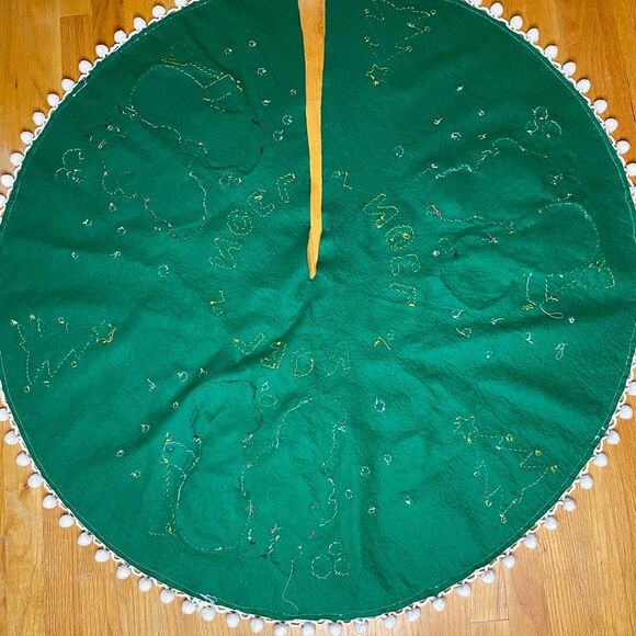 Bucilla Jeweled Christmas Tree Skirt Vintage Noel Handmade Santa Snowman Green - Picture 9 of 13